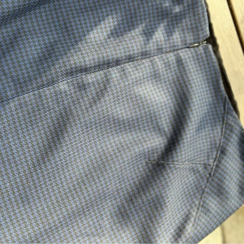White House Black Market Blue Houndstooth Flounce Skirt